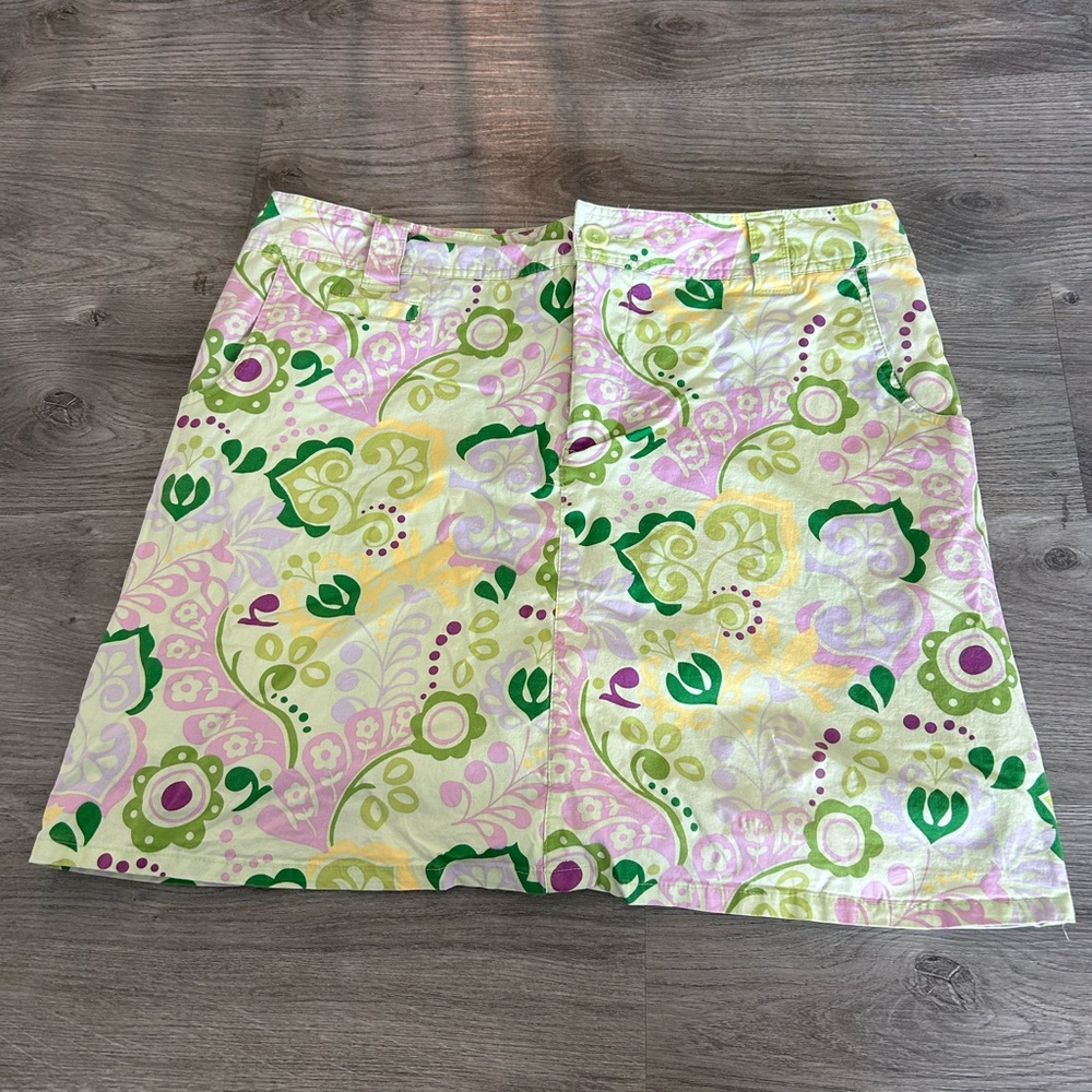 St. John’s Bay size 14 Skort Green with Flowers